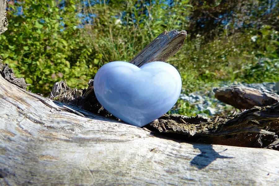 Heart shaped chalcedony stone